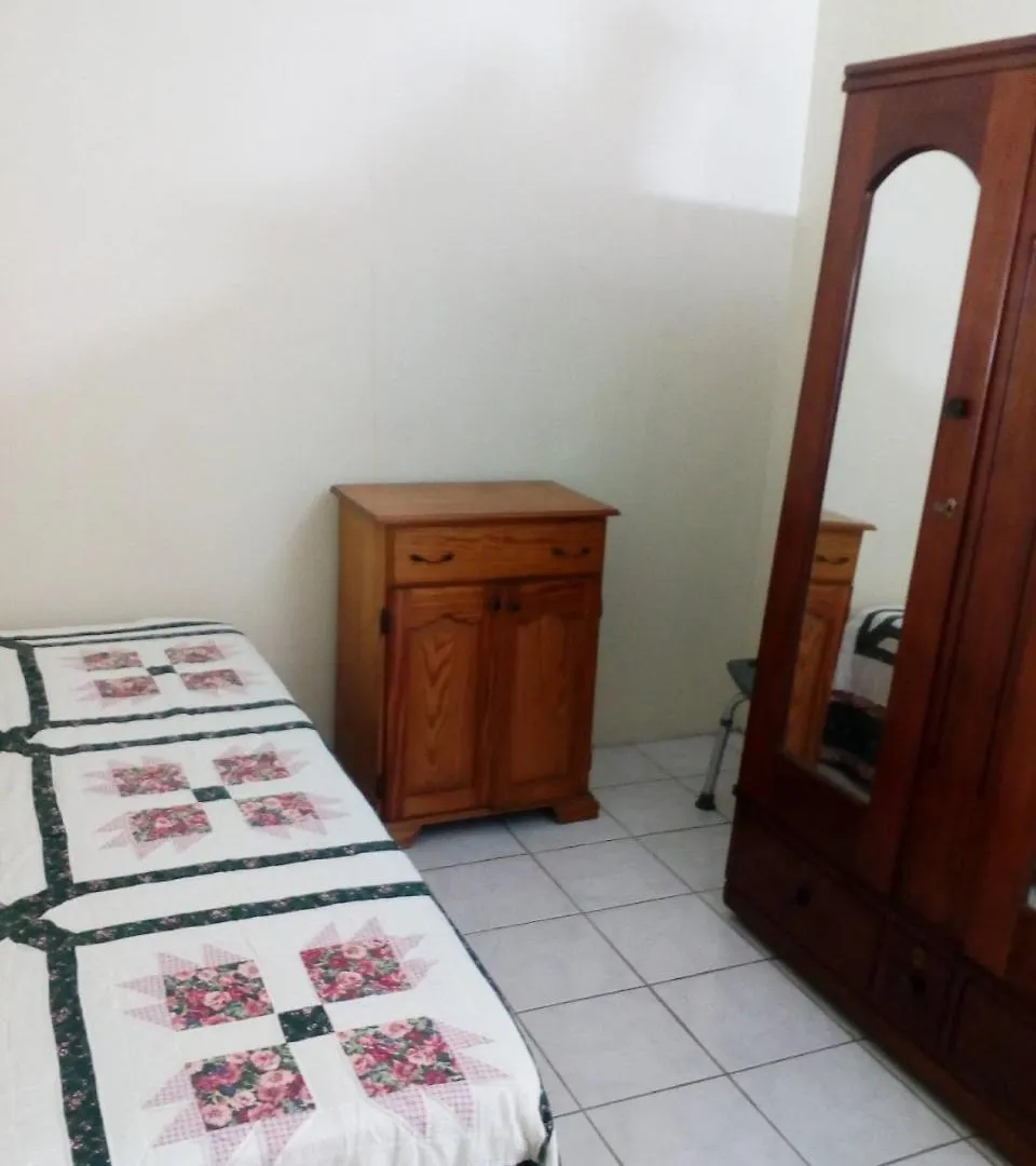 Cozy & Comfy Apartment Portmore Jamaica